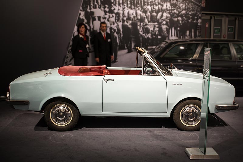 Glas 1204 Cabrio, 4-Zylinder-Reihenmotor, 1.189 ccm Hubraum 53 PS