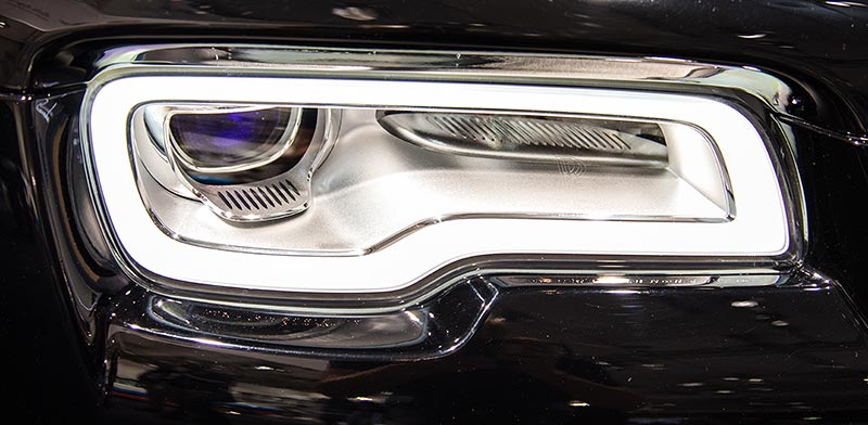 Rolls-Royce Silver Wraith, Scheinwerfer