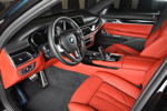 BMW 730Li (G12), Innenraum vorne, BMW Individual Merino Voll-Leder Ausstattung in Fiona rot.