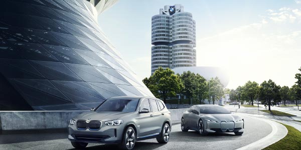 BMW Concept iX3 und BMW i Vision Dynamics 