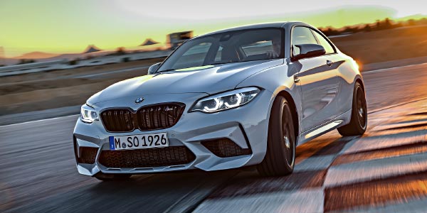 BMW M2 Competition in neuer, exklusiver Lackierung Hockenheim Silber metallic