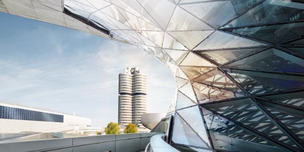 BMW Welt und BMW Konzernzentrale in München