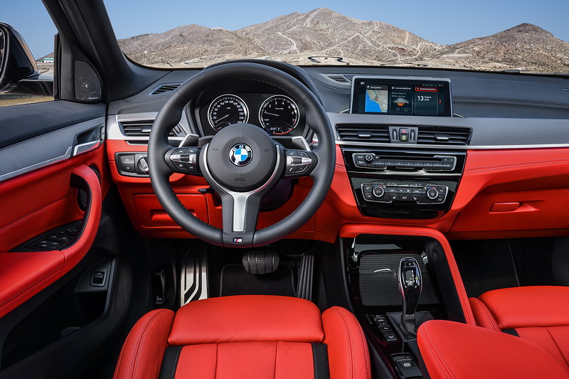 BMW X2 M35i, Cockpit
