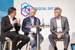 Mitgllieder des Vorstands der BMW AG beim BMW Digital Day 2018, links: Klaus Fröhlich (Entwicklung), rechts: Peter Schwarzenbauer