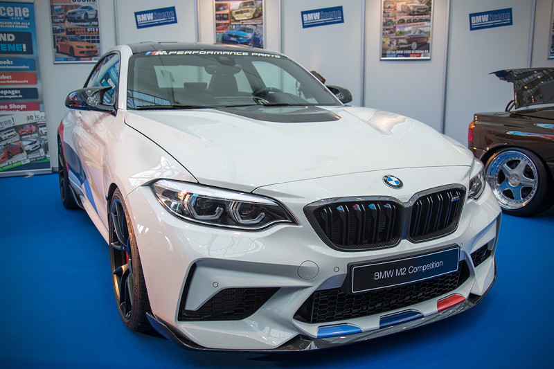 BMW M2 Competition mit M Performance Parts auf der Essen Motor Show