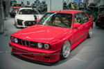 BMW M3 (Modell E30), mit 4-Zylinder-Motor, 220 PS