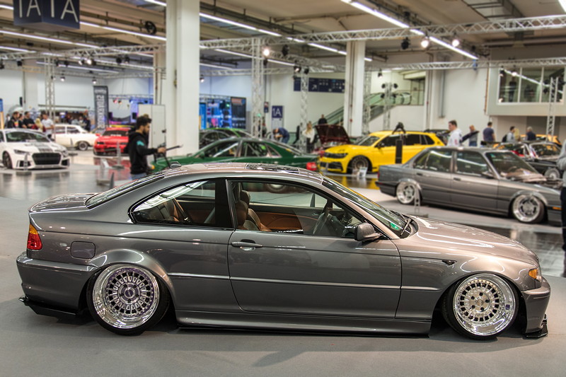 BMW 330Ci (Modell E46), mit 6-Zylinder-Motor, 231 PS