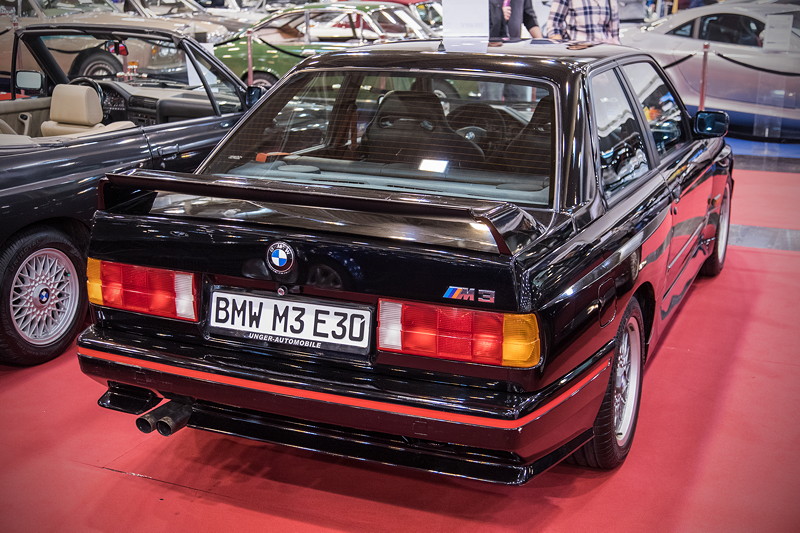 Essen Motor Show 2018: BMW M3 E30 2,6 16V Sport Evolution, Baujahr 12.1990, 126 tkm gelaufen, Preis: 159.999 Euro