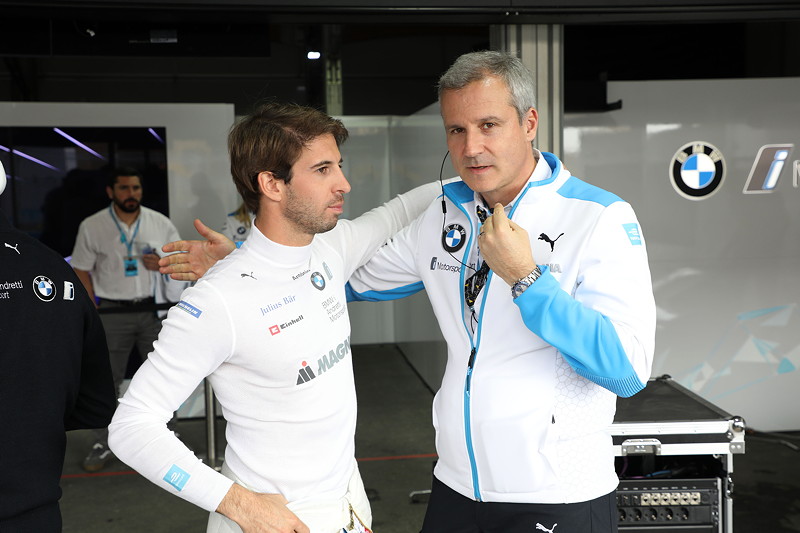 Ad Diriyah (KSA), 15. Dezember 2018. ABB FIA Formula E Championship. Ad Diriyah E-Prix. Antonio Felix da Costa (PRT) und Jens Marquardt, BMW Motorsport Direktor.