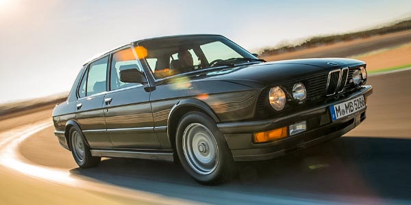 BMW M5, erste Modellgeneration E28