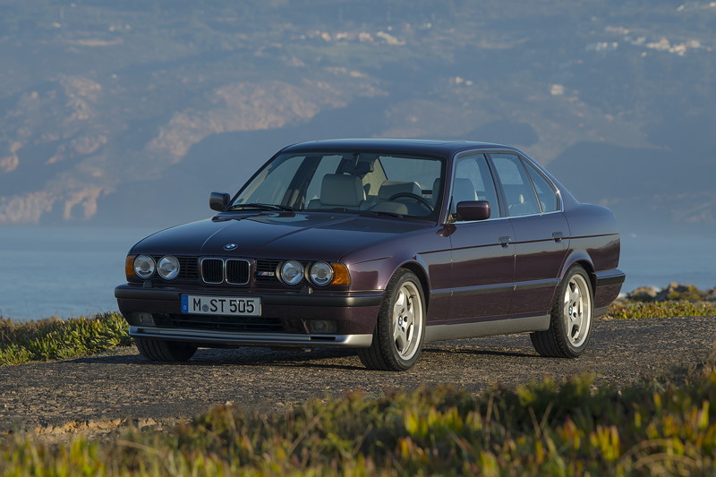 BMW M5, zweite Modellgeneration E34