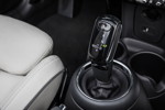 MINI Cooper S Cabrio (Facelift 2018), Automatik-Wählhebel.