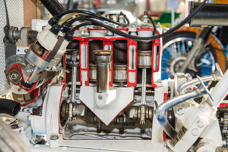 Retro Classics Cologne 2018: BMW Club Mobile Classic e. V., Schnittmodell BMW Dixi