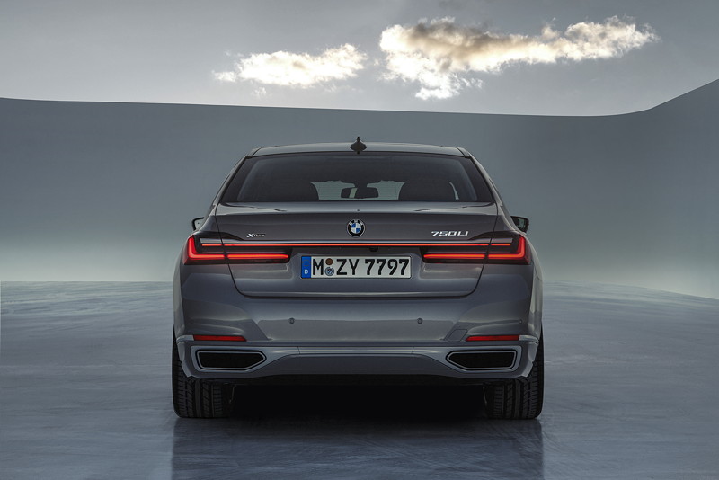 BMW 750Li xDrive (G12 LCI)