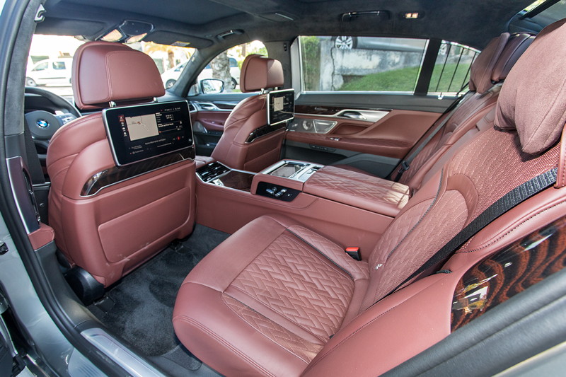 BMW 745Le xDrive (G12 LCI): keine Kompromisse bei der Komfort-Ausstattung im Innenraum.