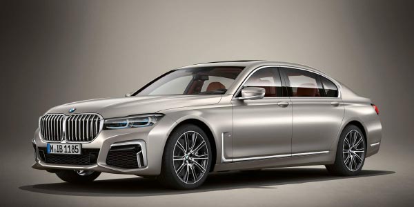 BMW M760Li in BMW Individual Cashmere silber mettalic