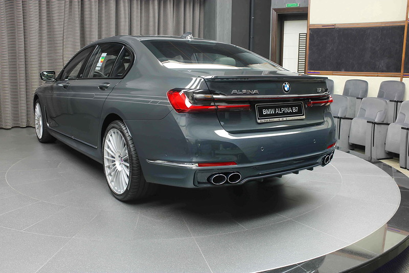 Alpina B7, Heck mit Alpina Spoiler auf der Heckklappe.