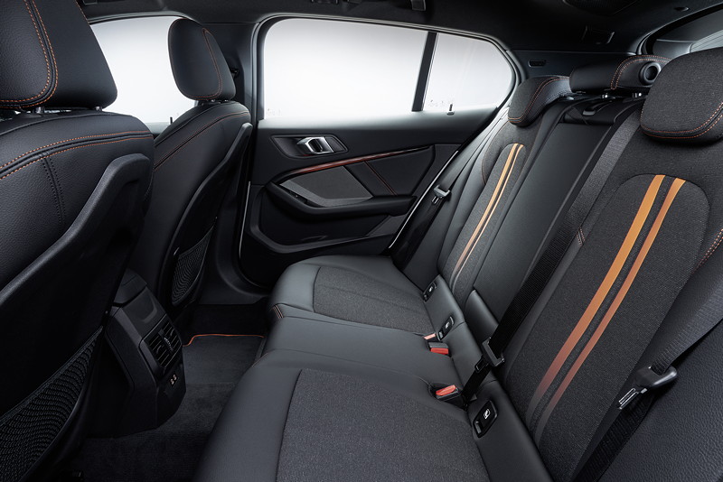 BMW 118i Sportline, Interieur, Fond