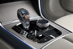 Das neue BMW 8er Gran Coupe, Mittelkonsole mit Automatik Wählhebel und iDrive Touch Controller