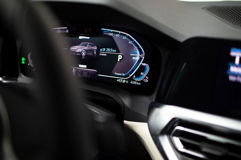 Die BMW 330e Limousine - Interieur.