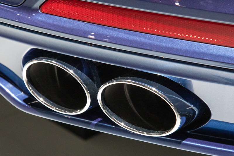 Alpina B7 auf der IAA 2019: typische Doppel-Rohr-Auspuffblenden am Heck.