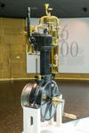 Daimler Einzylinder-Motor 'Standuhr', der weltweit erste kleine schnelllaufende Verbrennungsmotor. 