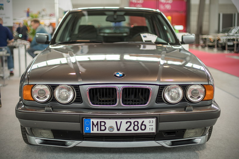 BMW 540i, mit V8-Motor und 286 PS, die breite Niere war zunchst dem 540i vorbehalten