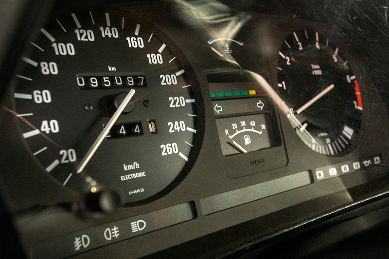 BMW 635 CSi, Tachoinstrumente