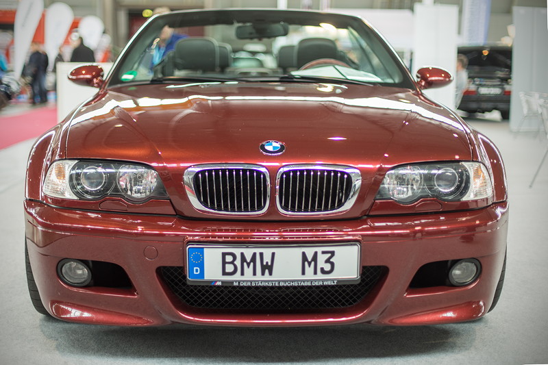 BMW M3 Cabrio, mit 6-Zylinder-Reihenmotor, 343 PS, vmax: 280 km/h