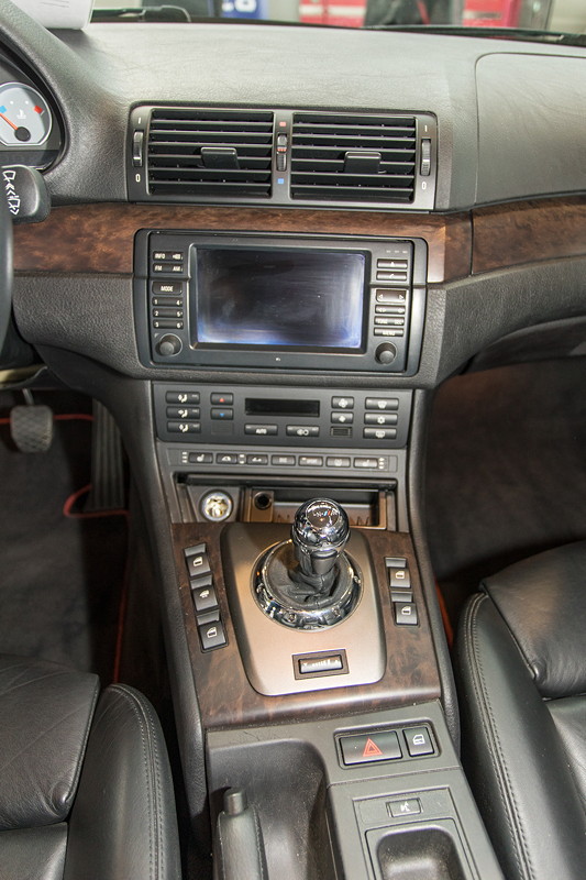 BMW M3 Cabrio, Mittelkonsole