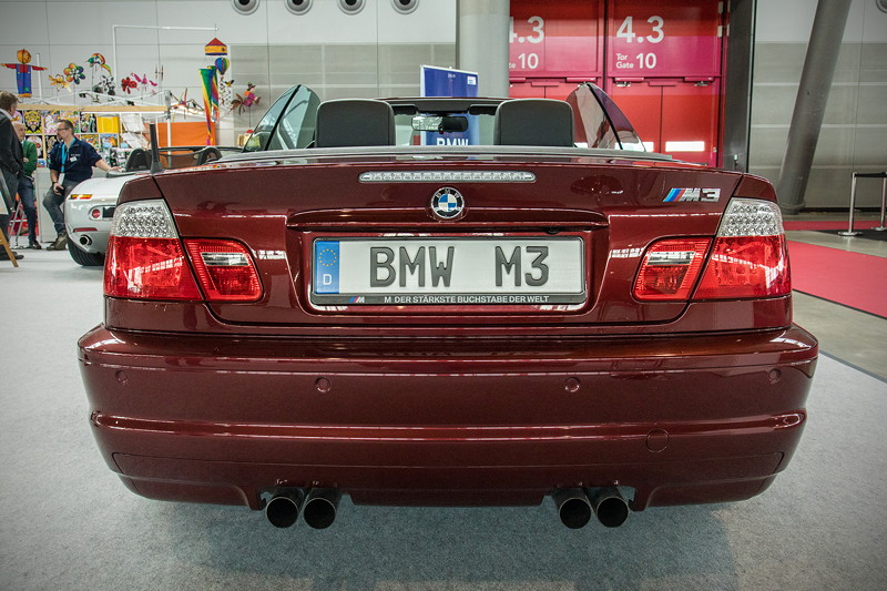 BMW M3 Cabrio in Sonderlack Rubinrot II metallic