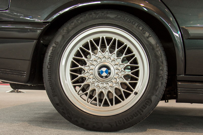 BMW M535i, BMW Alu-Felge im Kreuzspeichendesign Styling 5