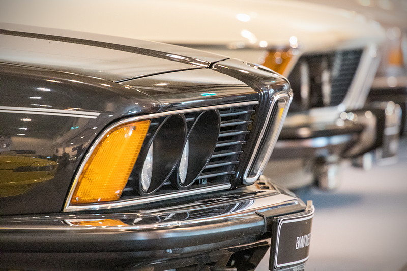 BMW M635CSi (Modell E24), in einer Reihe mit weiteren BMW Coup�s auf der Techno Classiac 2019.