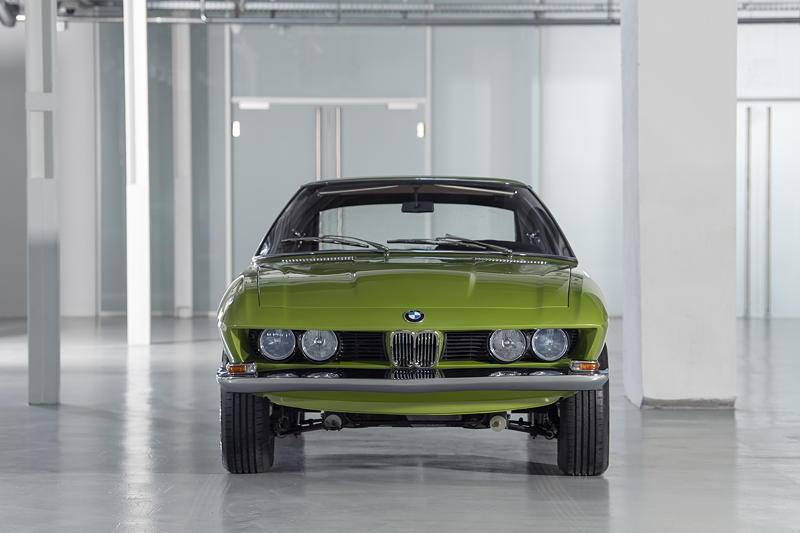Pietro Frua hoffte mit Studien Aufträge von BMW zu bekommen, u. a. mit dem BMW 2800 GTS Coupé