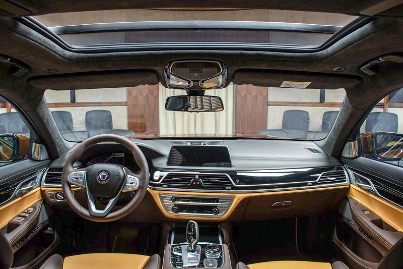BMW Alpina B7 BiTurbo in Chestnut Bronze metallic, Interieur in Caramel/Cohiba braun