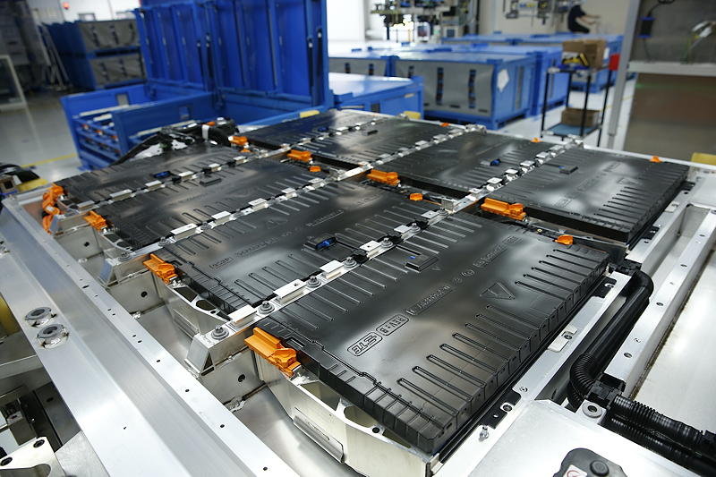 Produktion der 5. Generation von Hochvoltbatterien bei BMW Brilliance Automotive, China.