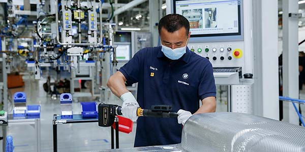 Produktion der 5. Generation von Hochvoltbatterien bei BMW Brilliance Automotive, China.