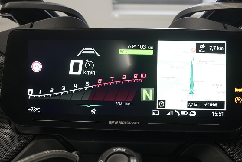 BMW R 1250 RT TFT-Display.