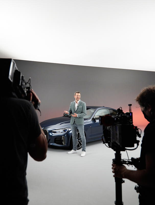 Digitale Weltpremiere des neuen BMW 4er Coup�s. Domagoj Dukec, Leiter BMW Design.