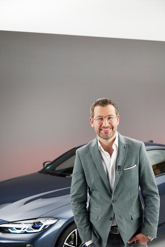 Digitale Weltpremiere des neuen BMW 4er Coup�s. Domagoj Dukec, Leiter BMW Design.