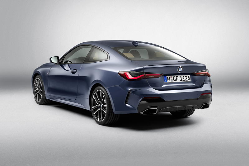 BMW M440i xDrive Coup�