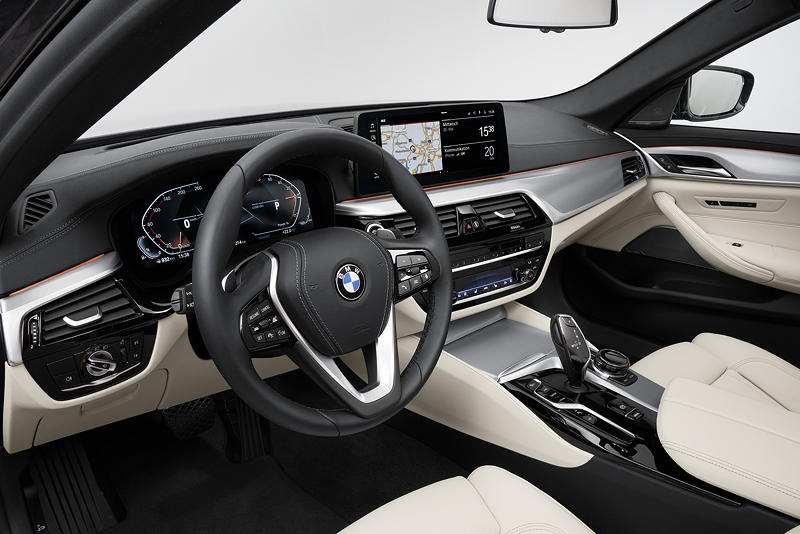 BMW 530i Touring, Cockpit