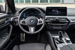 Die neue BMW 545e xDrive Limousine, Cockpit.