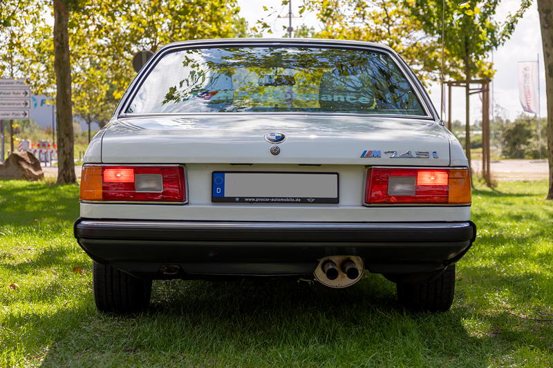 BMW 745iA (E23) - seltene SdAfrika Version mit M1 Motor