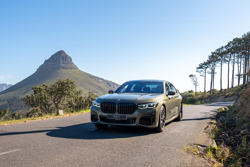 BMW 745Le xDrive Ellerman House.