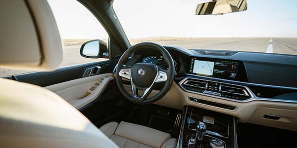 BMW Alpina BX7, Cockpit