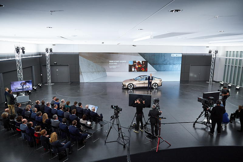 BMW Concept i4 - Adrian van Hooydonk, Senior Vice President BMW Group Design. 