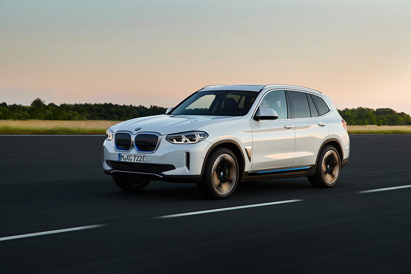 Der erste BMW iX3