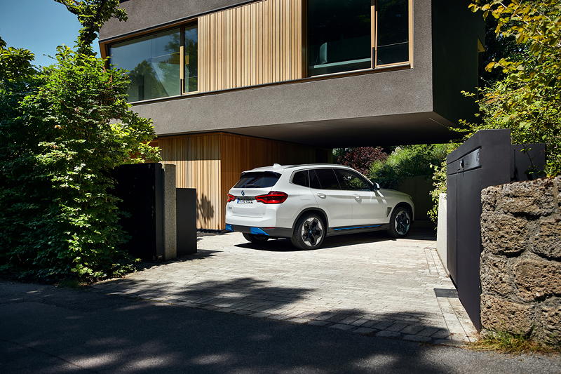 Der erste BMW iX3