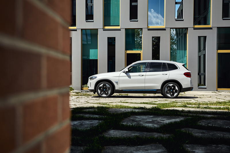 Der erste BMW iX3